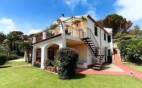 Villa Eleanto
